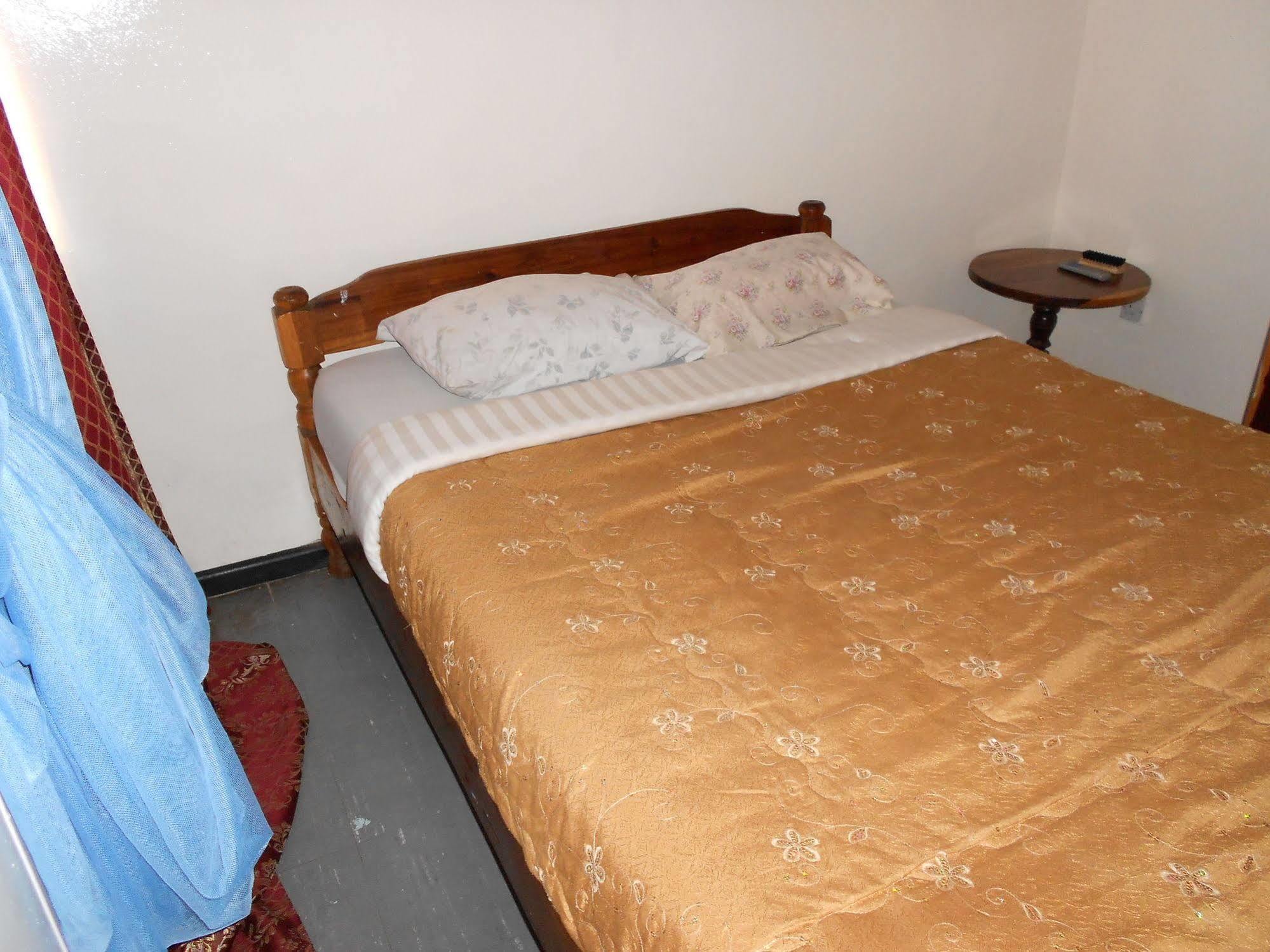 Comfort Corner Guesthouse Livingstone Bagian luar foto